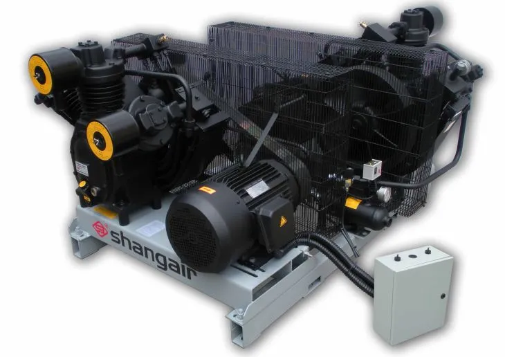 PET láhve na stroji vzduchový kompresor