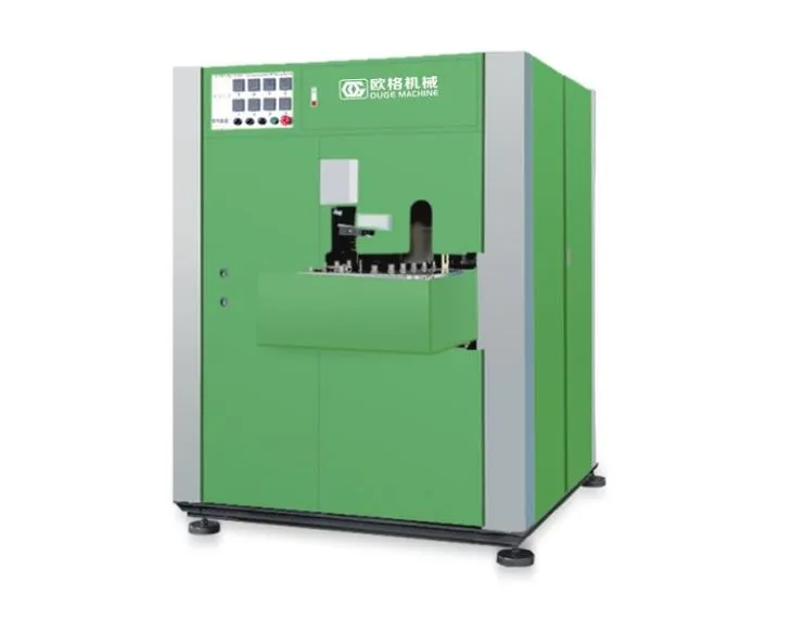 Plastové Jerry může vyrábět vyfukovací stroj