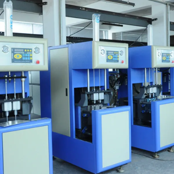 Semi Auto Plastové PP láhev vyfukovací stroje