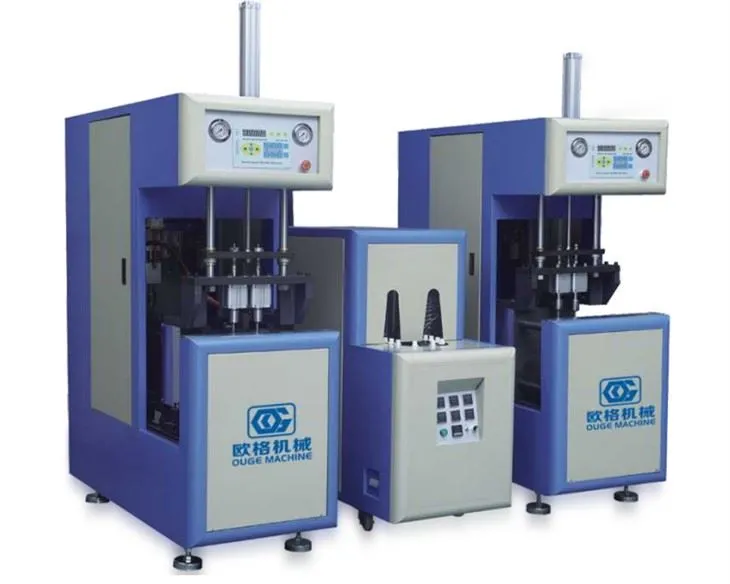 Poloautomatický stroj na vyfukování PET lahví